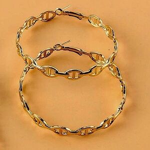 Chain Link Pig Nose Gold Plated Hoop Earrings